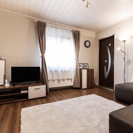 Cozy, Quiet & Family Friendly In Arad Daire Dış mekan fotoğraf